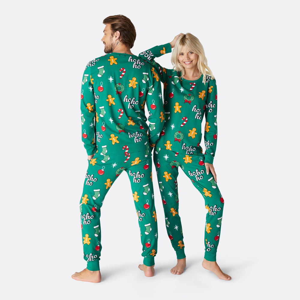 green christmas pyjamas family