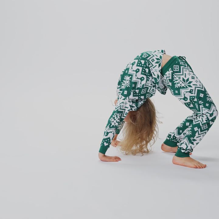 kids green christmas pajamas